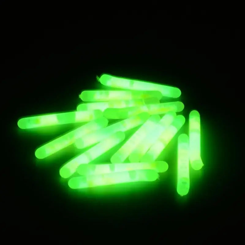 50pcs Fishing Float Light Stick Fireflies Fluorescent Lightstick Night Float Rod Light Dark Glow Stick Fishing Tackle Supplies